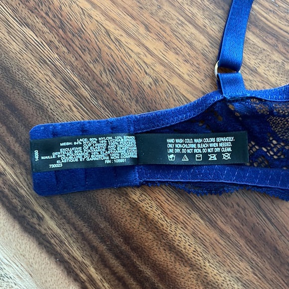 Natori Feathers Underwire Contour Bra, Blue, Size 36D - Picture 7 of 7